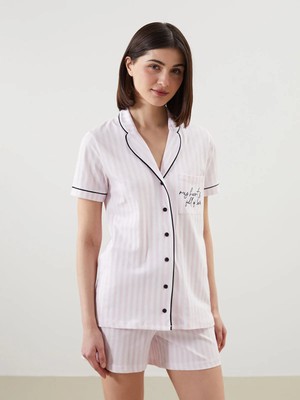 Lc Waikiki Yeni Sezon Gömlek Yaka Çizgili Kadın Şortlu Pijama Takımı