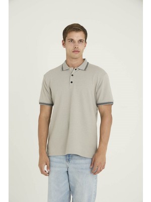 Kly Erkek Polo Yaka T-Shirt Modern Tasarım Düğmeli Yaka %80 Pamuk