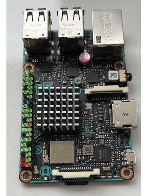 Asus Tinker Board Rev. 1.2 Quad-Core 1.8ghz 2gb Ram + 16GB Micro Sd Card