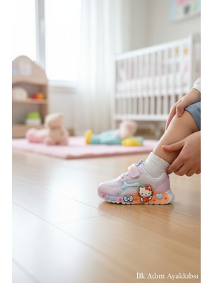 Enoch Hello Kitty Karakter Figürlü ve Işıltılı Panel Detaylı Bebek Ilk Adım Spor Ayakkabı
