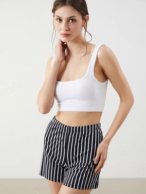 Lc Waikiki Yeni Sezon Beli Lastikli Çizgili Kadın Şort Pijama Altı