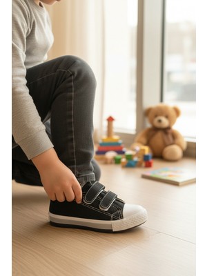 Enoch Burun Korumalı Converse Cırtlı Çocuk Ayakkabı