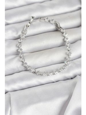 Butik Kare Zirkon Taşlı Gümüş Renk Pirinç Su Yolu Kadın Bileklik