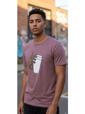 Bardak Tutan El Baskılı T-Shirt