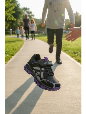 Enoch Outdoor Tasarımlı ve Darbe Emici Tabanlı Çocuk Ayakkabı