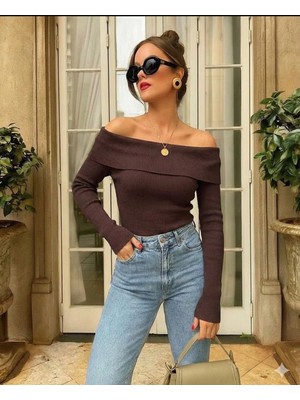 Madonna Yaka Bluz – Yeni Sezon – 8 Renk Seçenekli Şık ve Rahat Kadın Bluz