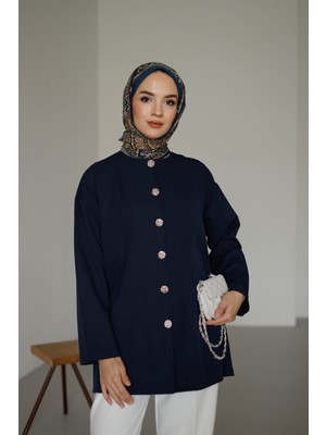 Moonsc Kadın Önü Düğme Detaylı ve Kemerli Tesettür Ceket
