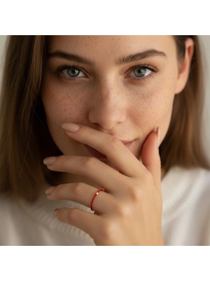 Altıncık 14 Ayar Altın Dorika Minimal Ipli Yüzük