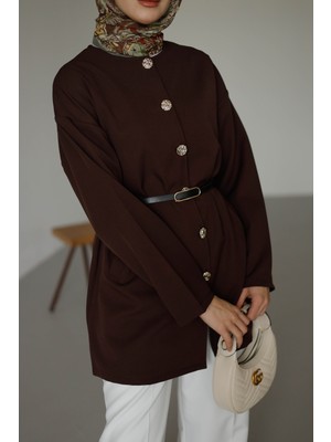 Moonsc Kadın Önü Düğme Detaylı ve Kemerli Tesettür Ceket