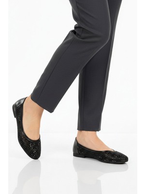 Ayakmod Siyah Taş Işlemeli Hafif Kadın Babet Ayakkabı 357242 Z