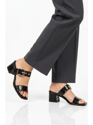 Ayakmod Siyah Çift Bantlı Kadın Topuklu Terlik 318139 Z
