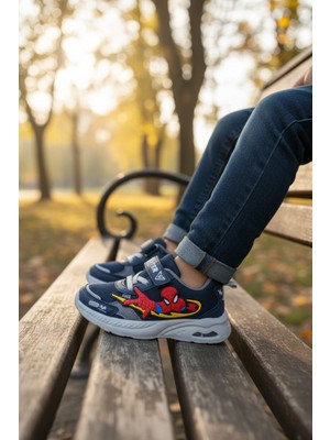 Enoch Örümcek Adam Figürlü Hava Kanallı File Dokulu ve Destekli Erkek Çocuk Ayakkabı