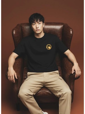 One Penny Black Smıle Ön Nakış Baskılı T-Shirt