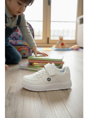 Enoch Tek Cırtlı ve Klasik Bağcıklı Çocuk Spor Ayakkabı