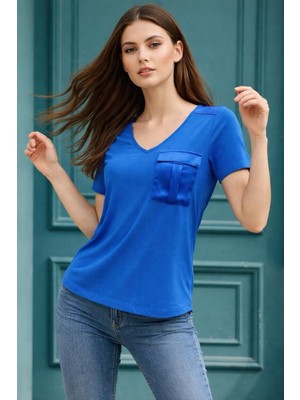 Gönülden Tasarım Mavi Saten Cepli Kadın T-Shirt