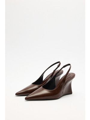 Lutvelizade Topuklu 2614 - Deri Görünümlü Sivri Burun Dolgu Topuk Acı Kahve Kadın Topuklu