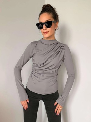 Gri Balıkçı Yaka Tasarım Bluz