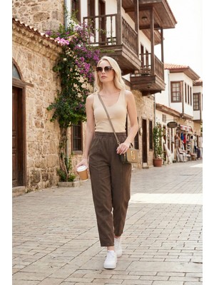 Lela Relaxed Fit Yüksek Bel Daralan Paça Pantolon Bayan Pantolon 668YP5456