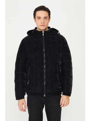 White Stone Siyah Kapüşonlu Termal Isı Yalıtımlı Şişme Mont