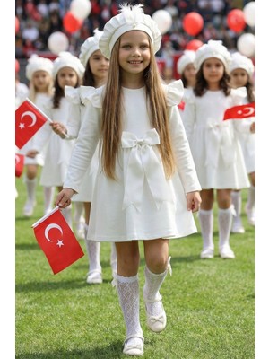 Parla Kids Kız Çocuk Krem Sofia Pamuklu Fiyonk Detaylı 23 Nisan Gösteri Kıyafeti