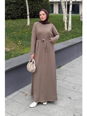 Lamelif Taş Detaylı Tesettür Elbise Soft Kahve