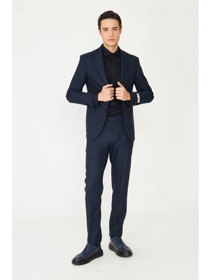 White Stone Koyu Lacivert Ince Dokulu Modern Kesim Takım Elbise