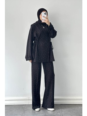 Lamelif Tünel Detaylı Taşlı Takım Siyah