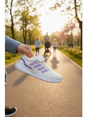 Enoch Çocuk Spor Ayakkabı Sportif Hatlı ve Rahat Tabanlı Model