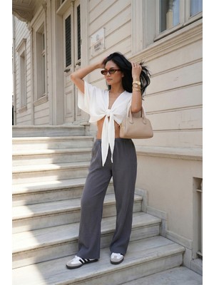 Lela Pamuklu Comfort Fit Bağlamalı Yarasa Kol Bolero Bayan Bolero 5866354