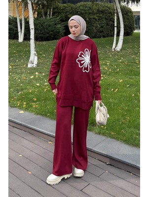 Lamelif Çiçek Detaylı Triko Takım Bordo