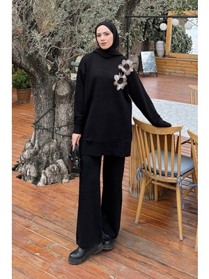 Lamelif Aksesuarlı Triko Takım Siyah