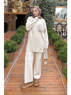 Lamelif Peluş Cep Triko Takım Krem