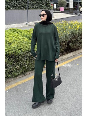 Lamelif Düğme Detaylı Triko Takım Zümrüt Yeşili