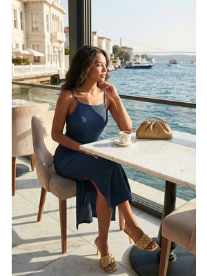 Lela Ip Askılı Fitted-Vücuda Oturan Yırtmaçlı Midi Elbise Bayan Elbise 5865573