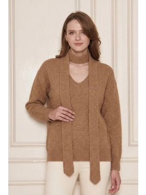 Irmak Kerekli Kadın Yumuşak Dokulu V Yaka Oversize Yünlü Triko Kazak Atkı Takım 7141 Camel