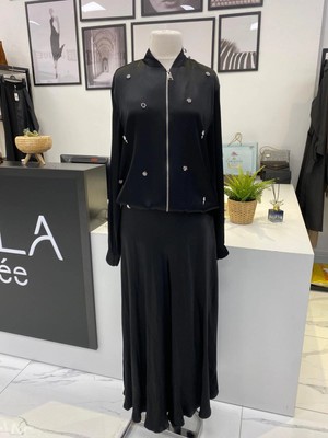 Wennora Taşlı Saten Ceket Takım