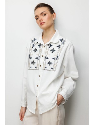 Ekol Kadın Taşlı Desen Işlemeli Pamuklu Gömlek 2914 Ekru