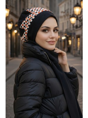 Aişe Tesettür Siyah Kareli Tesettür Bere