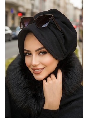 Aişe Tesettür Siyah Kışlık Şapkalı Bone