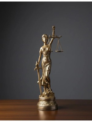 Altın Metal Adalet Tanrısı