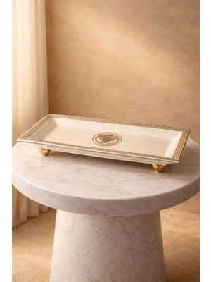 Porselen Medusa Figürlü Tabak 39*19 cm