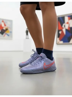 Nike Legend 10 Club Ic Futsal Ayakkabısı Dar Kalıp 1.5 Numara Büyük Alınız
