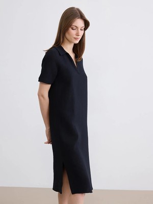 LC Waikiki Siyah Polo Yaka Yırtmaçlı Elbise  (S6)