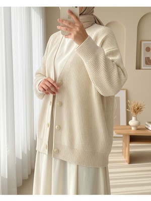 Modamorfo Gold Düğmeli Salaş Triko Hırka -Krem