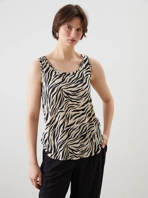 Lc Waikiki Yeni Sezon U Yaka Desenli Kadın Atlet