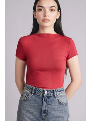 DeFacto Slim Fit Yarım Balıkçı Yaka Tişört E5906AX26SP