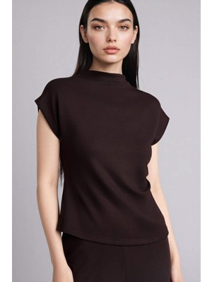 DeFacto Slim Fit Yarım Balıkçı Yaka Tişört F7760AX26SP