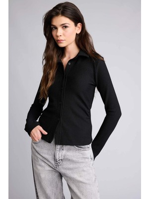 DeFacto Fitted Gömlek Yaka Bürümcük Uzun Kollu Gömlek F9284AX26SP