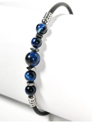 Moncuk Design Siyah Minimal Bileklik – Mavi Kaplan Gözü Taşının Doğal Gücü ve Modern Şıklığı