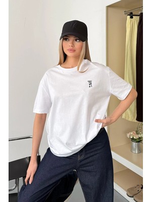 Giysa Kadın Fiyonk Aksesuarlı %100 Pamuklu T-Shirt Beyaz - 26Y 26511